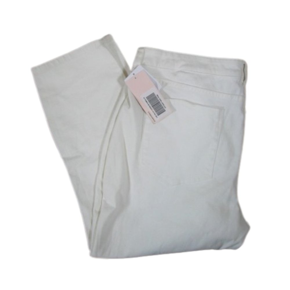 JustFab White Capri Pants Jeans Women's Size 34 NEW